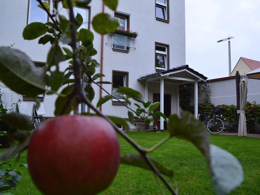 Wohlfuehl Apartments Лайпциг Екстериор снимка