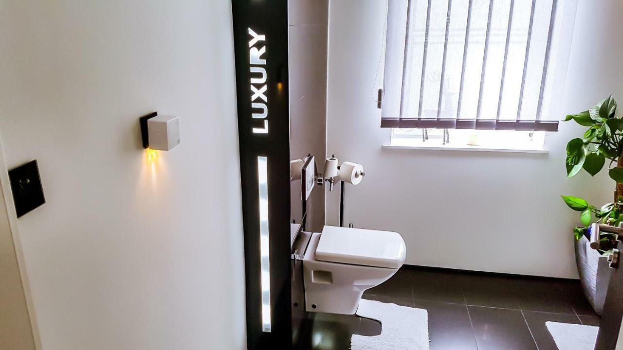 Wohlfuehl Apartments Лайпциг Екстериор снимка